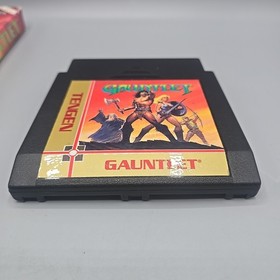 Gauntlet Tengen (Nintendo Entertainment System NES) Complete With Manual CIB 