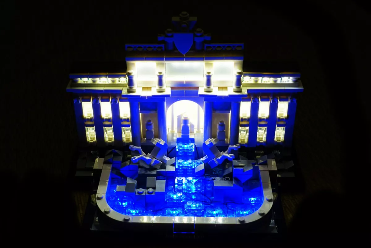 Lego trevi hotsell fountain ebay