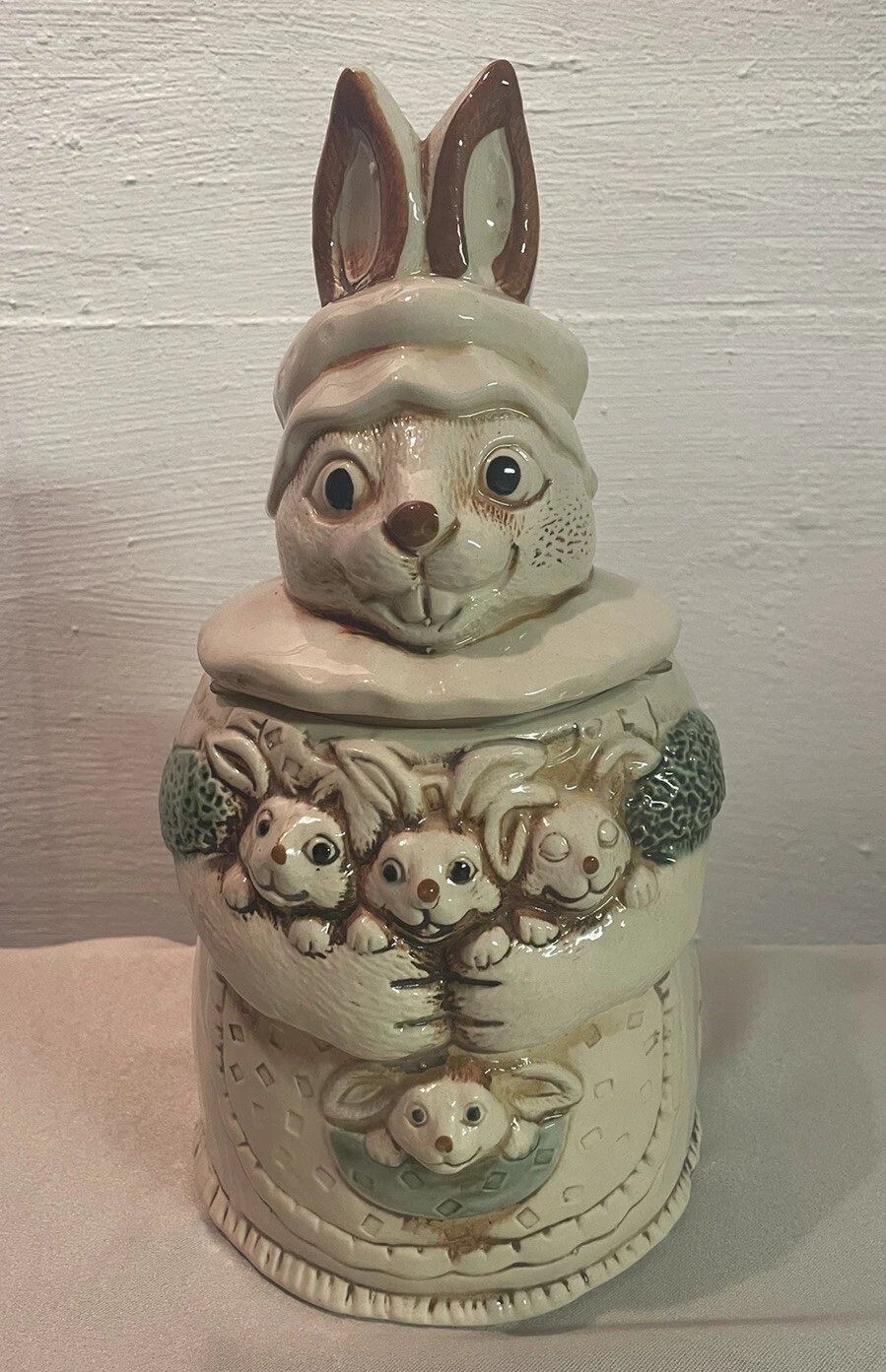 Vintage Antique Mama Rabbit Bunny Holding Baby Bunnies Cookie Jar Rare Find