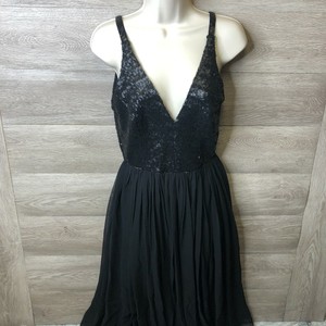 dress the population tracy chiffon dress