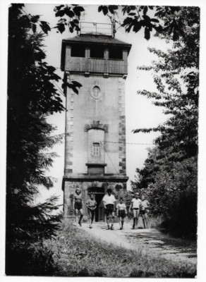 (4)  8702  BEIERSDORF  --  GASTSTÄTTE BIELEBOH, AUSSICHTSTURM   1976