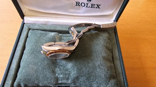 ROLEX Oyster Perpetual 67233 ladies watch with 369 dial - Picture 7 of 16