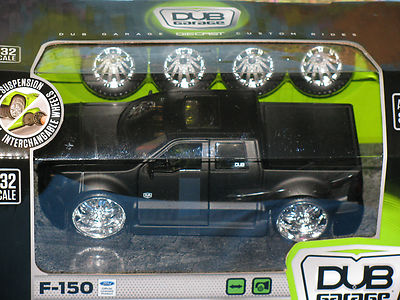 1/32 DUB GARAGE FORD F-150 CUSTOM RIDES WIDE BODY DIE CAST