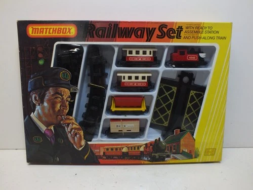 LESNEY MATCHBOX SUPERFAST G-2 RAILWAY GIFT SET EXCELLENT BOXED (L515)