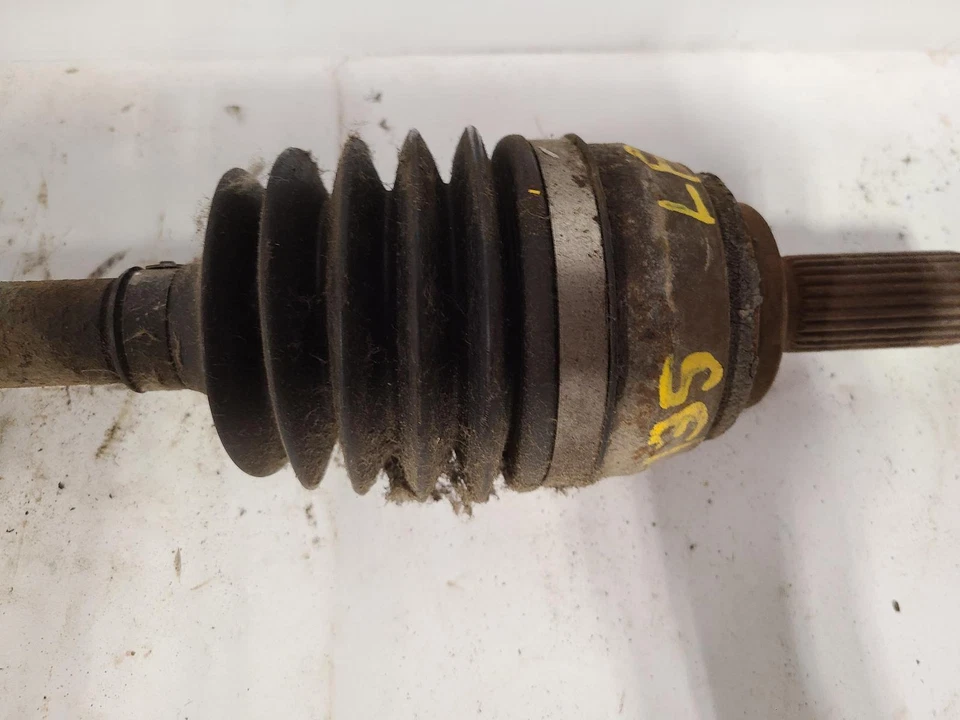 Eje de transmisión delantero izquierdo usado se adapta a: Mitsubishi Expo 1992 eje delantero tracción delantera 1,8 L Foto 4 de 4