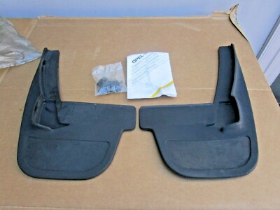 Opel Vectra A GT CC Schrägheck Spritzlappen Schmutzfänger vorne SET NEU orig.