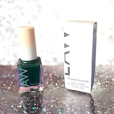 LAW BEAUTY ESSENTIALS Nail Polish Lacquer in Net Worth How Much NIB