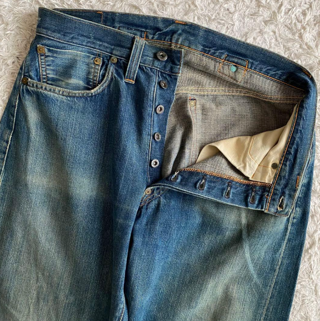 Levi's 20201-0020 20s Reissue 201 W33 Cinch Back Valencia USA 90s