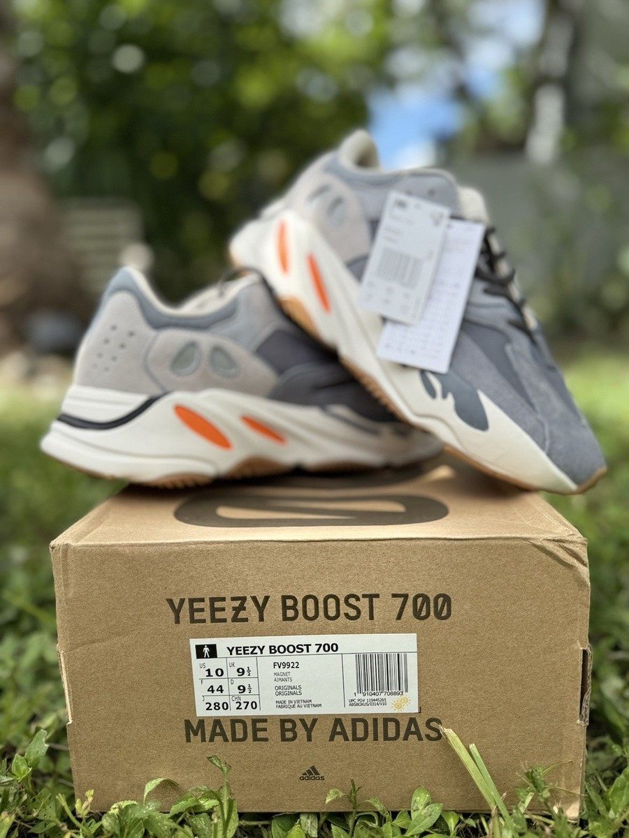 adidas yeezy boost 700 magnet