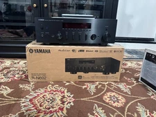 Yamaha R-N602 Stereo Natural Sound Network Hi-Fi Receiver - works perfectly