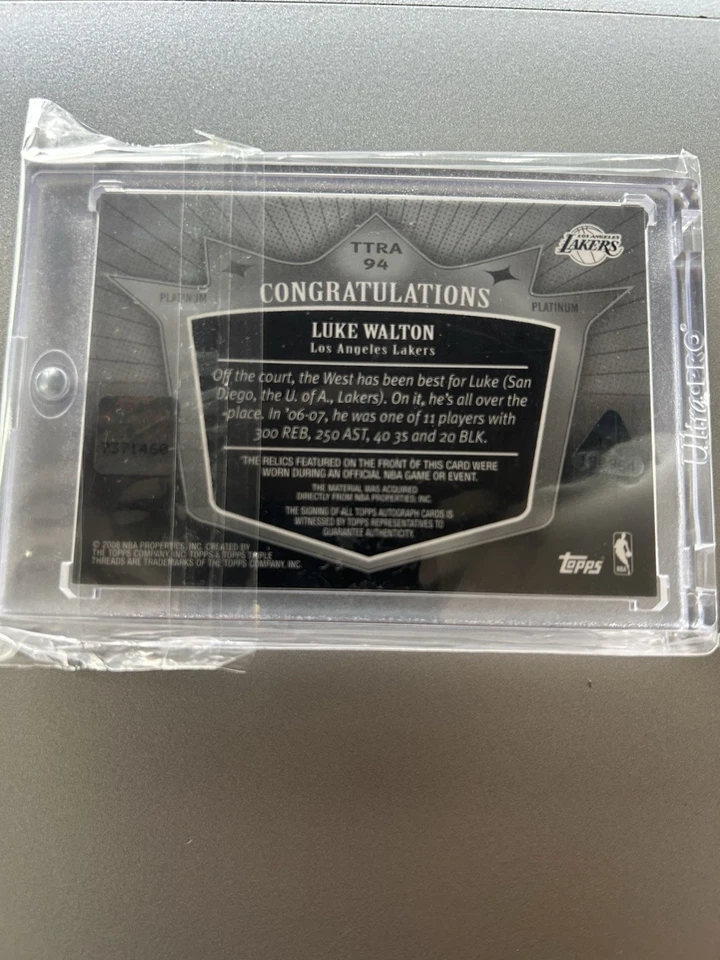 2007-08 Topps Triple Threads - Patch Auto - Luke Walton #TTRA 94 Platinum 1/1 - Image 3 of 3