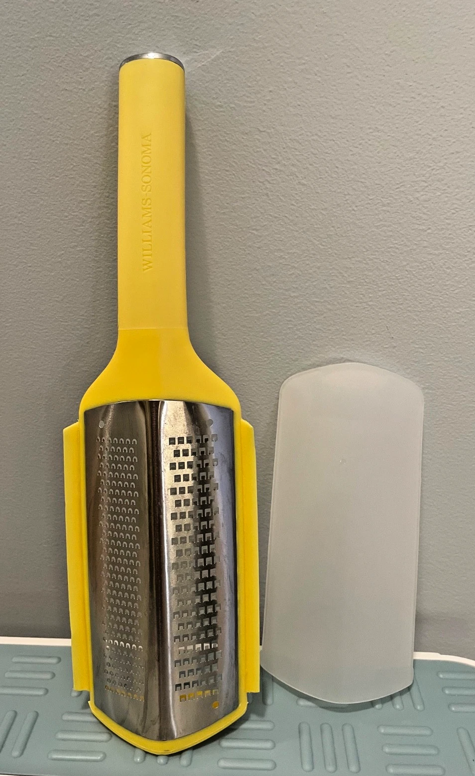 Microplane Williams Sonoma Stainless Steel Blade Citrus Zester Fine Grater
Opens in a new window or