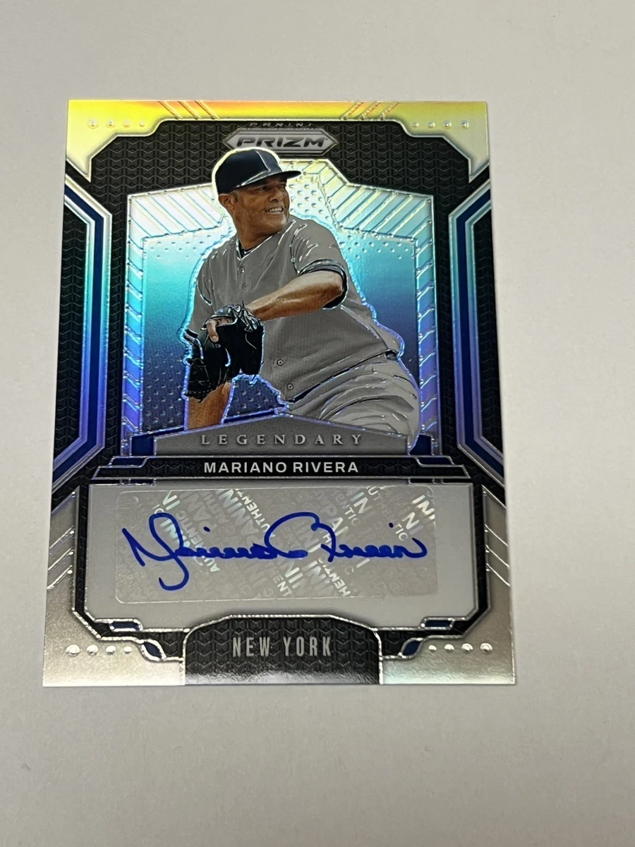 Panini Mariano Rivera Autographed Baseball Sports Trading Cards