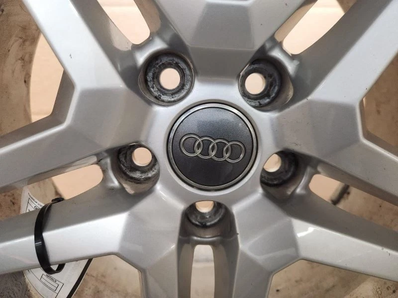 Rueda de aleación 18x8 5 radios dobles para AUDI Q5 755918 18-19 Foto 3 de 4