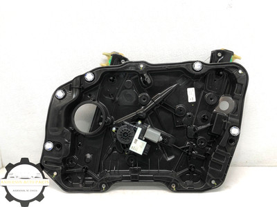 2019-2024 BMW 330i G20 RIGHT PASS FRONT DOOR WINDOW REGULATOR CARRIER & MOTOR