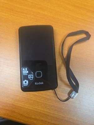 Kodak PlayTouch 1080p HD Pocket Video Camera D8 W/ Pouch And Charger