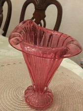 Fention Art Glass. Cranberry Vase