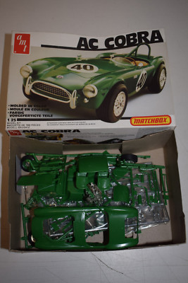AMT Matchbox PK-4174 AC Cobra 1:25 teilgebaut mit OVP
