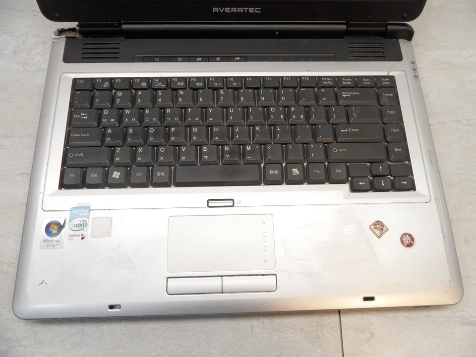 Portátil Averatec 6600 AV6690-KZE repuestos sin disco duro publicado en la bios Foto 3 de 4