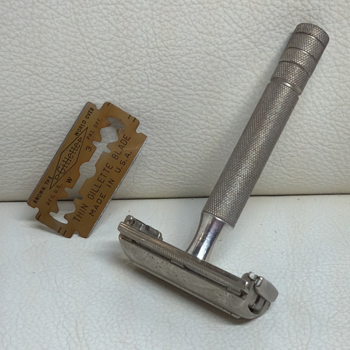 Vintage Gillette Double Edge Silver Razor | eBay