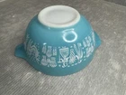vintage PYREX Amish Butterprint TURQUOISE 442 Cinderella Mixing Bowl 1  1/2 Qt