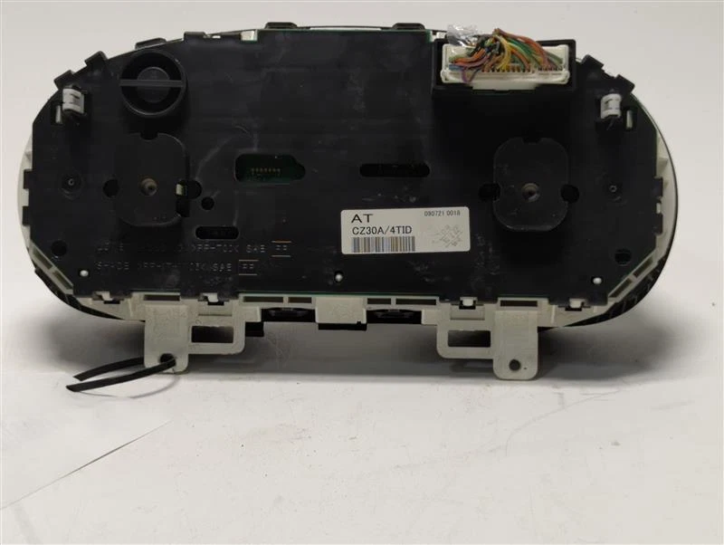 2010 Nissan Rogue Speedometer Gauge OEM Red 24813JM00D Used - Imagem 2 de 4