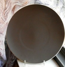 WEDGWOOD VERA WANG NATURALS Coffee Brown Dinner Plate 10 3/4" Matte finish NEW