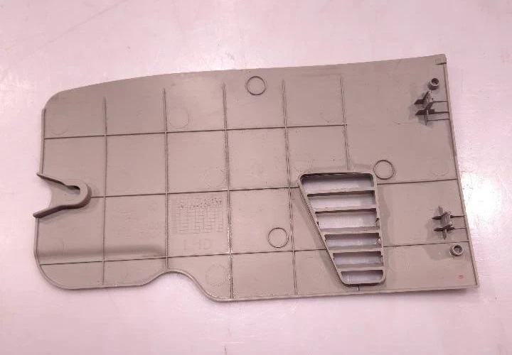 2008 HYUNDAI ACCENT USED CENTER CONSOLE TRIM COVER LEFT GENUINE OEM USED PART - Image 2 of 4