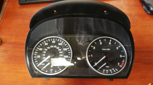 BMW 3 E90 E91 E92 Kombiinstrument Tacho Uhren Benzin 9122595