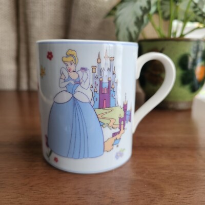 Vintage Cinderella Prinzessin Royal Doulton Disney Kaffeebecher Teetasse Sammlerstück 