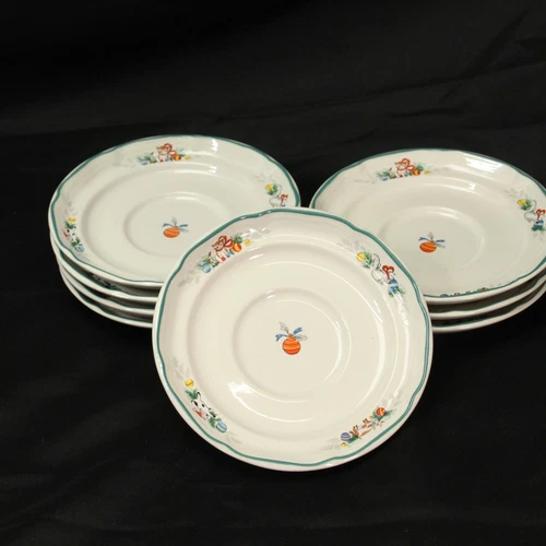 International Country Christmas Saucers 6-1/4" Lot of 8  Xmas