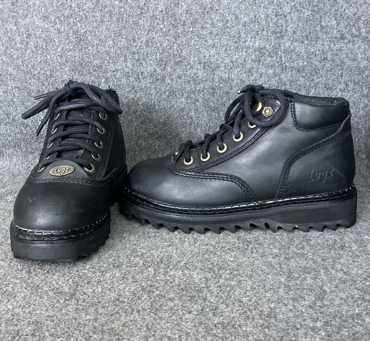 VTG Y2K Lugz Boots Mens 10 Black Leather Chunky Punk Gothic 90s