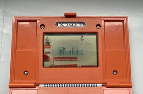 Vintage 1982 GAME & WATCH -DONKEY KONG DK-52 - LCD Game (Very Good Condition)