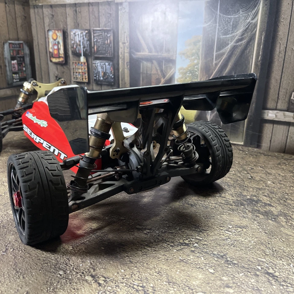 Serpent 811e Buggy RC - Image 4 of 4