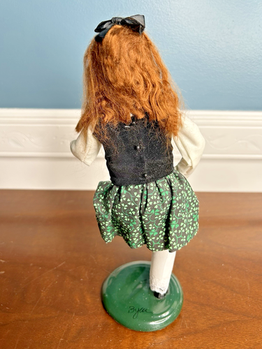 Byers Choice Caroler St Patrick's Day Irish Dancing Red Hair Girl 2012 SIGNIERT - Bild 5 von 8