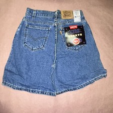 Vintage 1990  s Levis Girls Denim Shorts, Deadstock NWT, Size 16