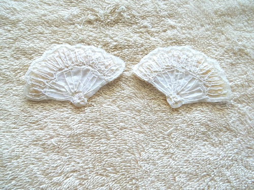Vintage Fan Shape Appliques, Lot of 2, Gold Sequins, Clear Beads - Picture 2 of 2