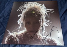 Miley Cyrus Signed Vinyl Album Something Beautiful With Proof