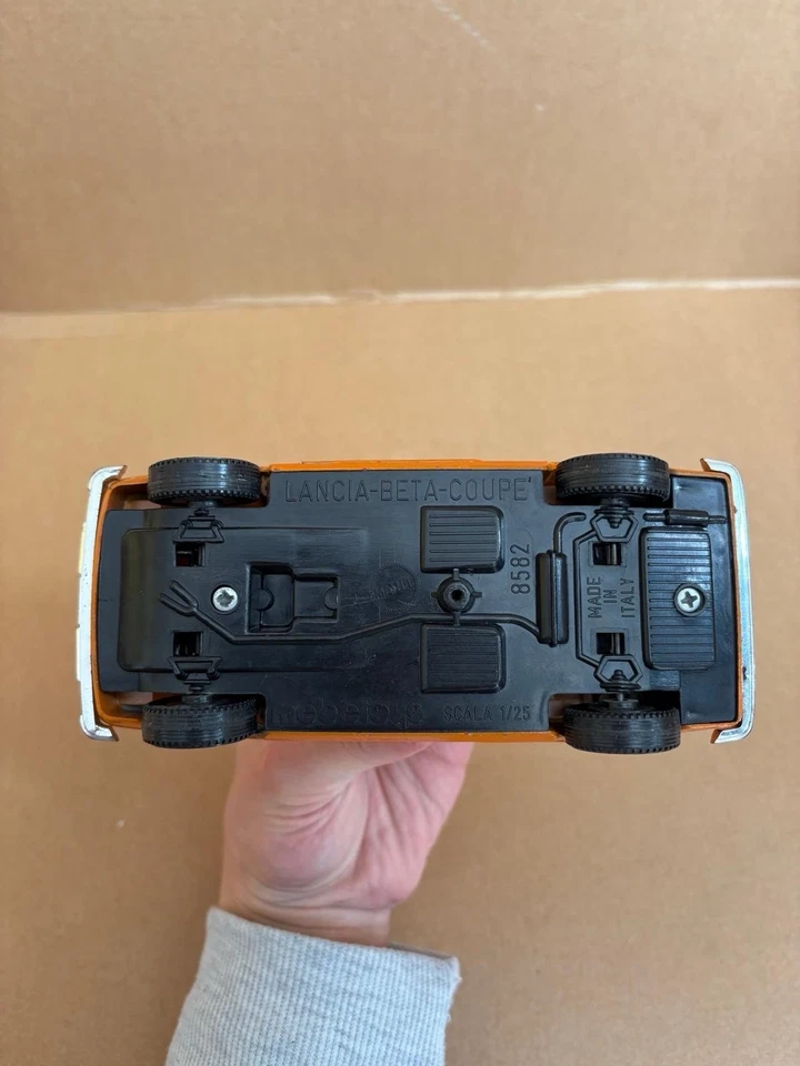 RARA MEBETOYS MATTEL LANCIA BETA COUPE' 1/25 COLORE RARO PERFETTA - Immagine 4 di 4