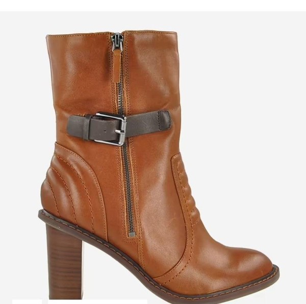 Women Clarks Boots Brown Leather 37.5 #7B2G