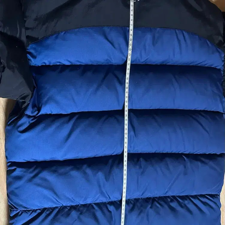 Mountain Hardware Subzero Goose Down Puffer Jacke… - image 2