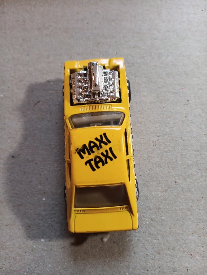 MATCHBOX #72 MAXI-TAXI CON CAJA Foto 4 de 4