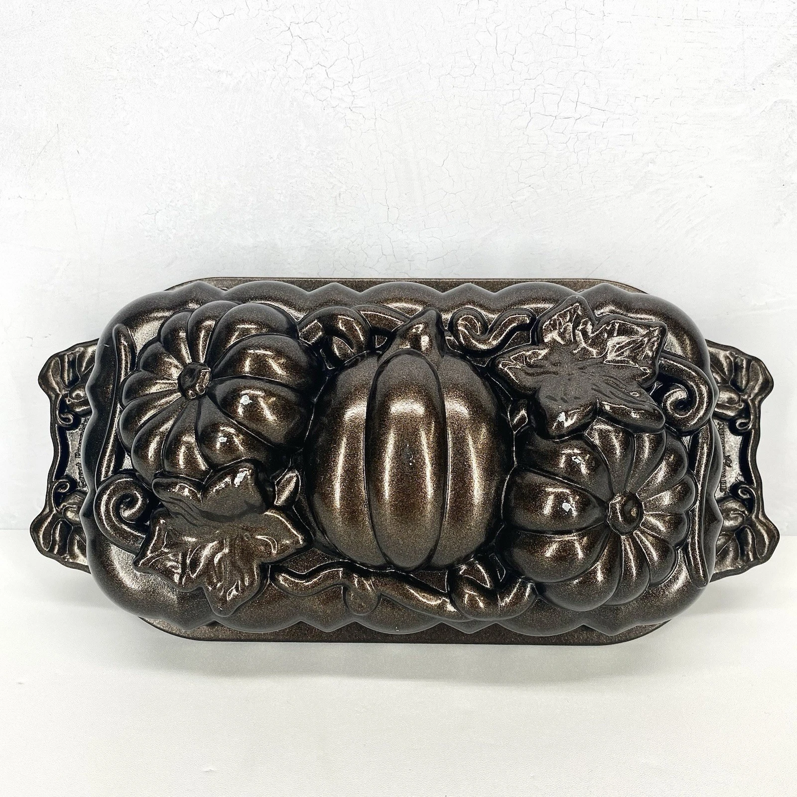 Nordic Ware Great Pumpkin Cast Aluminum Nonstick Bread Cake Loaf Pan
Opens in a new window or tab