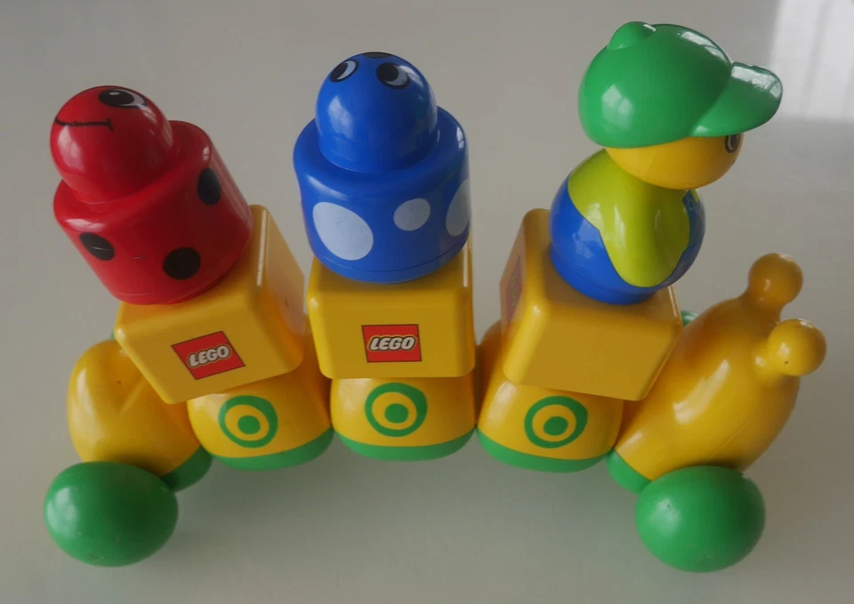 DIE SUPERSÜSSE Lego DUPLO PRIMO RAUPE mit  Männchen und Rasselsteinen - Bild 2 von 4