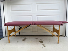 Portable Foldable Massage Table w/ Face Cradle, Faux Leather, Wood - immaculate