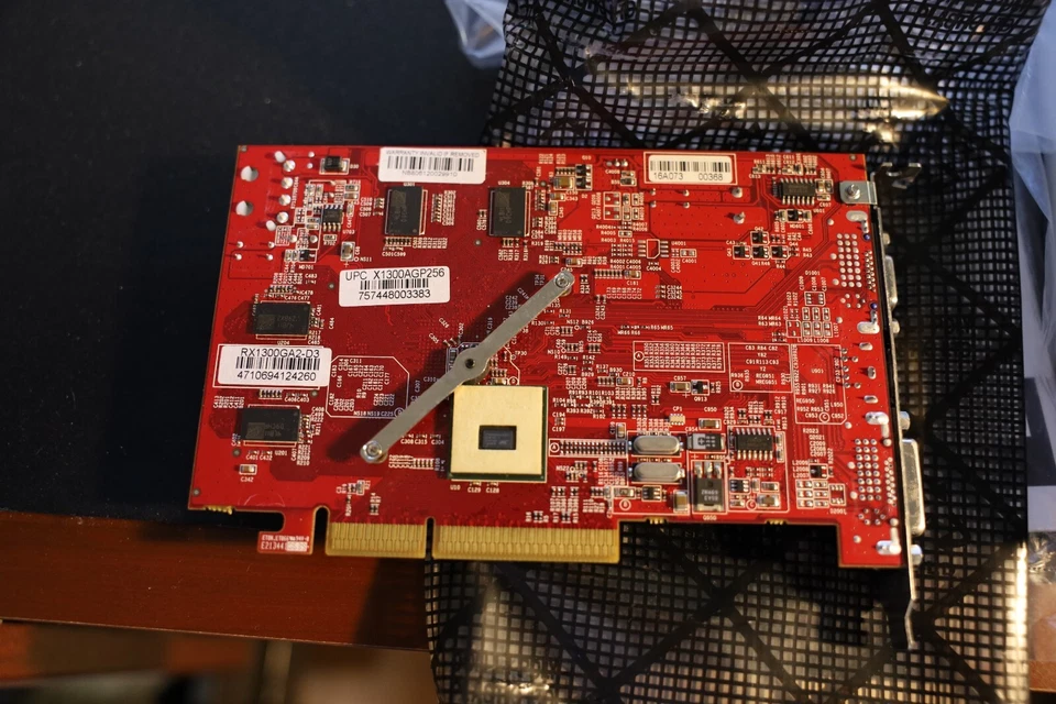 Diamond Radeon X1300 256MB AGP X1300AGP256SB - Image 4 of 4