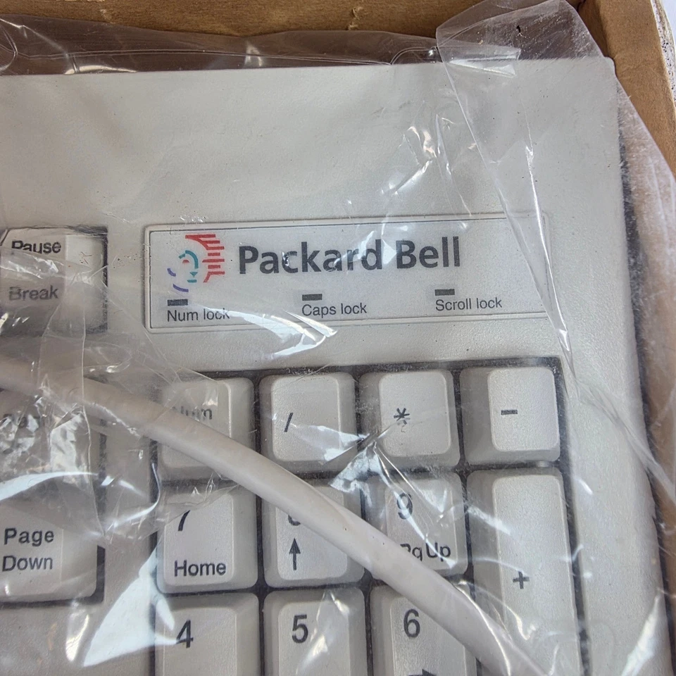New Packard Bell 101 PS/2 Keyboard Model 7939 Vintage Collectible NOS - Image 2 of 4