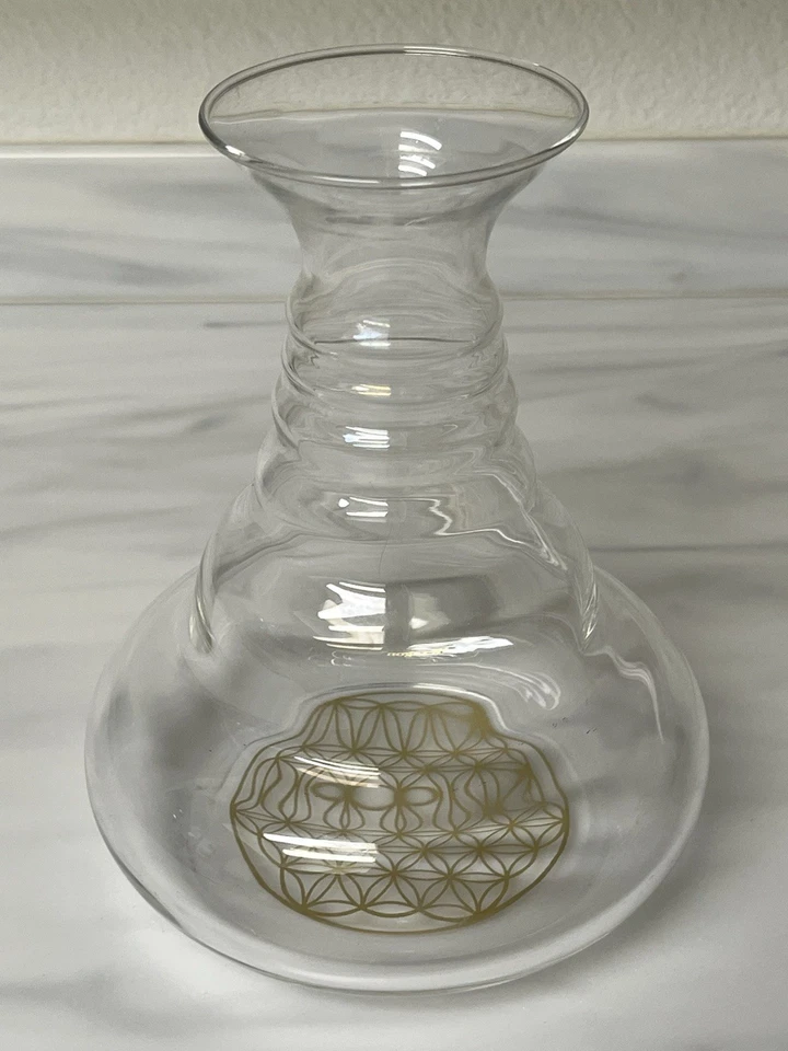 Hexagon Energy Glassware 24K Gold Carafe 44oz Power of Form MCM Style Decanter - Image 2 of 4