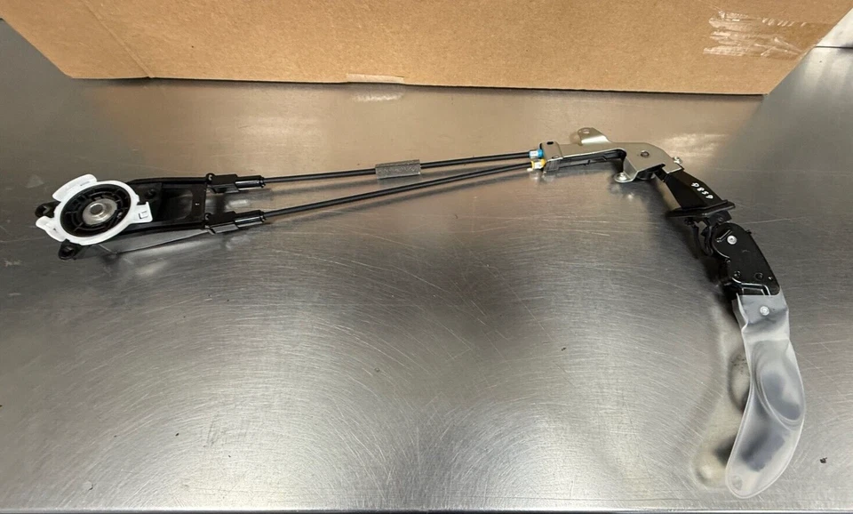 TOYOTA SIENNA 2011-2020 DRIVER SIDE POWER SLIDING DOOR CABLE 85016-08011 - Image 2 of 3