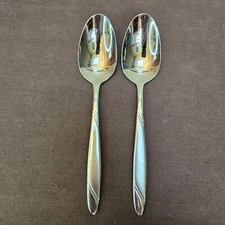 Oneida RISOTTO Frosted Stainless Flatware; 7” Oval Soup Spoon Lot of 2 Spoons